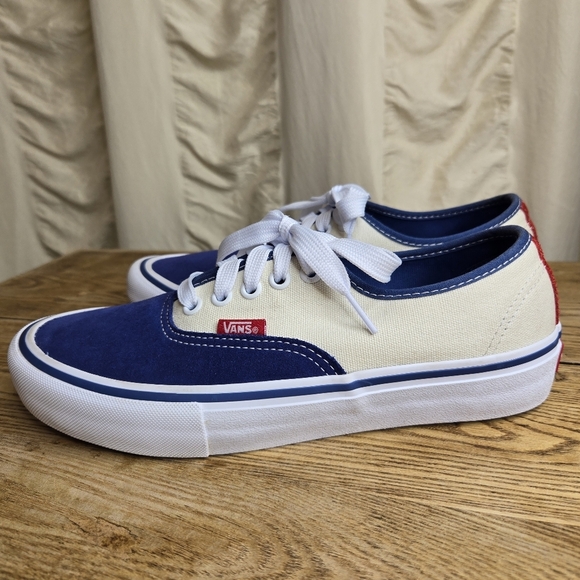 Vans Authentic Pro Stv Navy / Classic White Mens 7 Women 8.5 - Picture 2 of 10